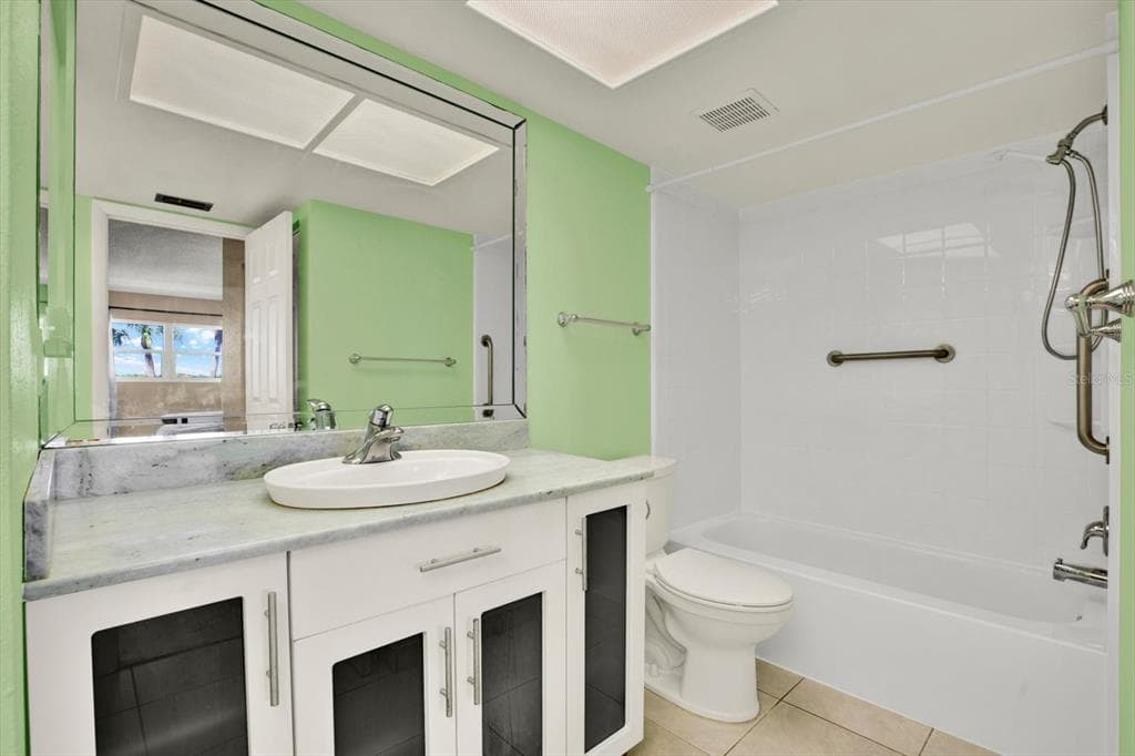 10216 REGAL DRIVE 404 photo 18