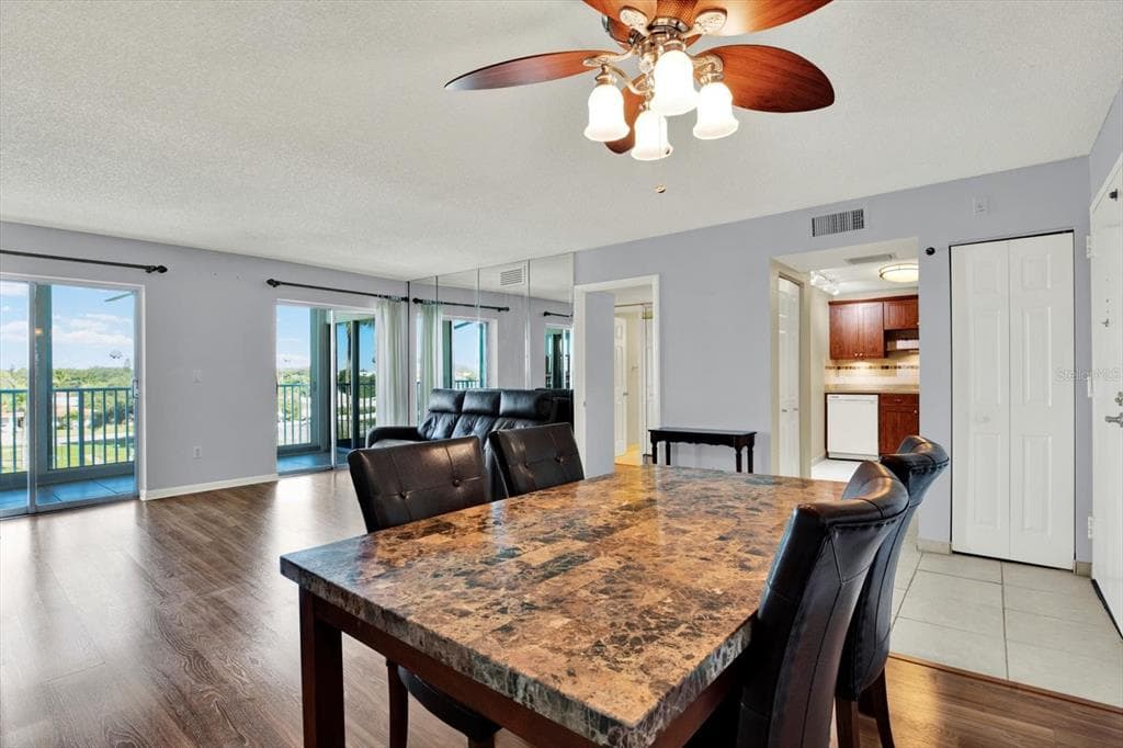 10216 REGAL DRIVE 404 photo 4