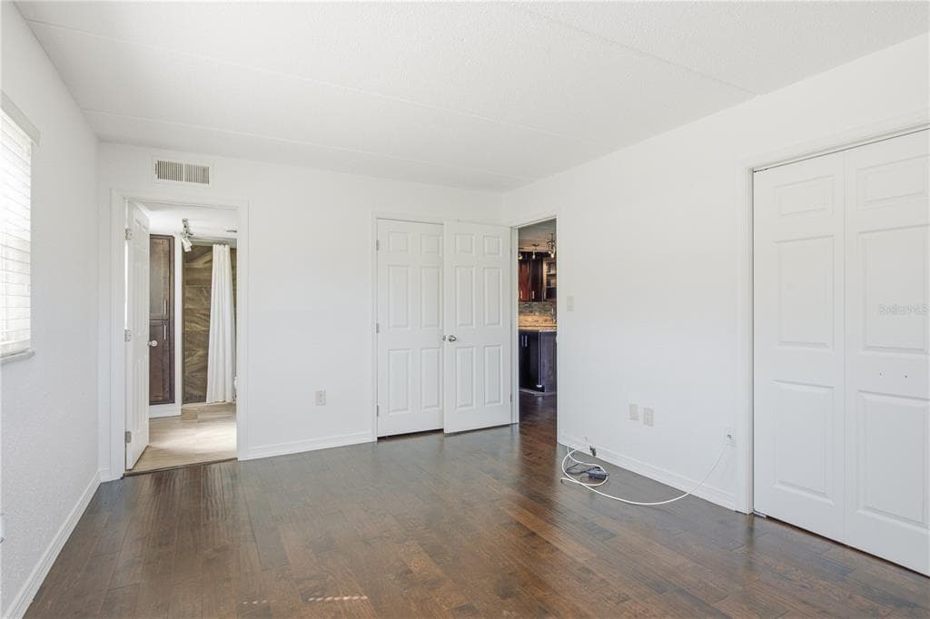 821 DELEON COURT 109 photo 22