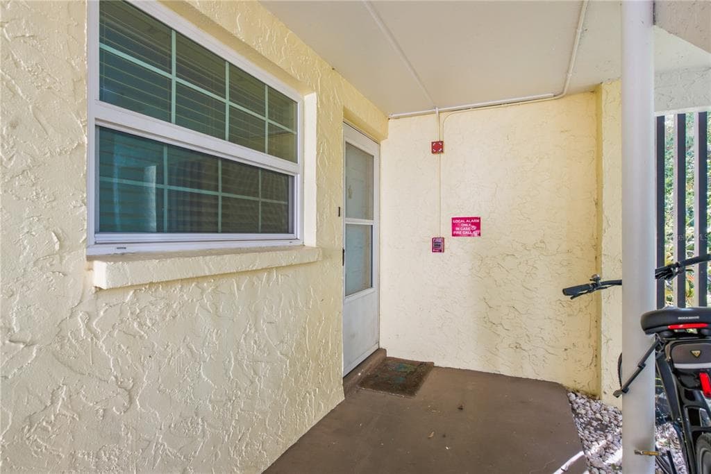 821 DELEON COURT 109 photo 3