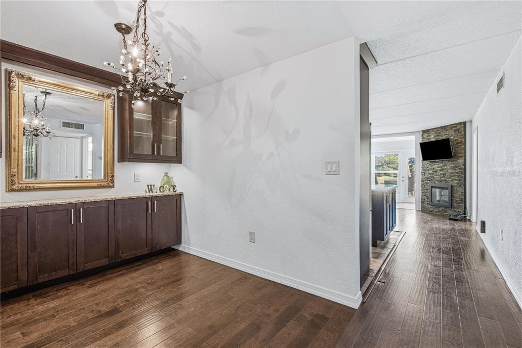 821 DELEON COURT 109 photo 5