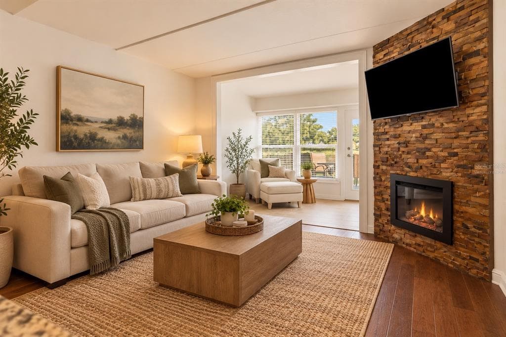 821 DELEON COURT 109 photo 11