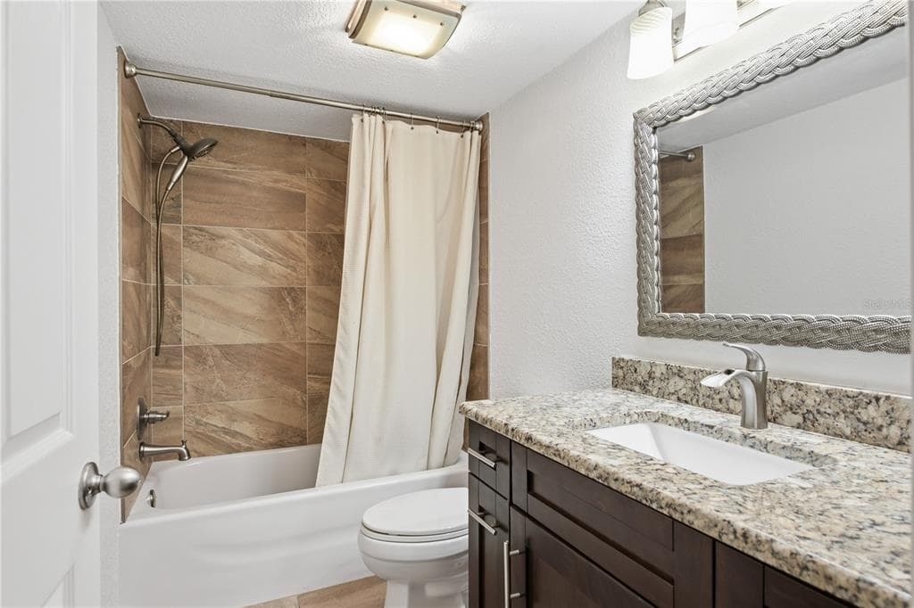 821 DELEON COURT 109 photo 19