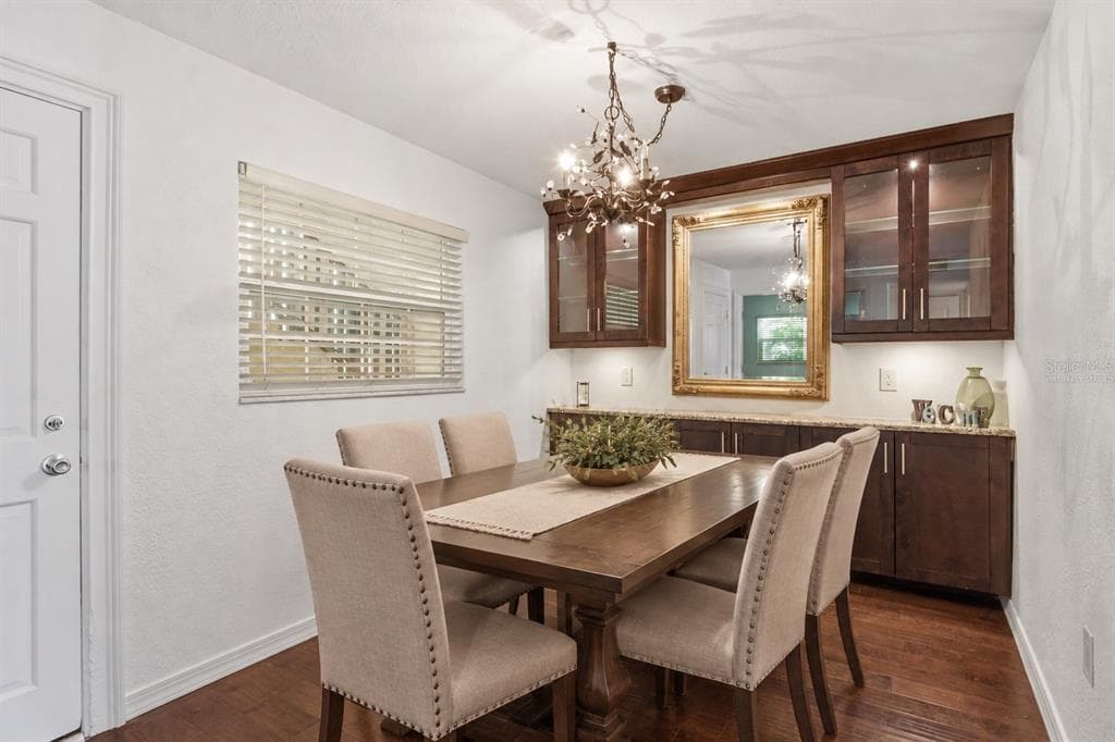 821 DELEON COURT 109 photo 4