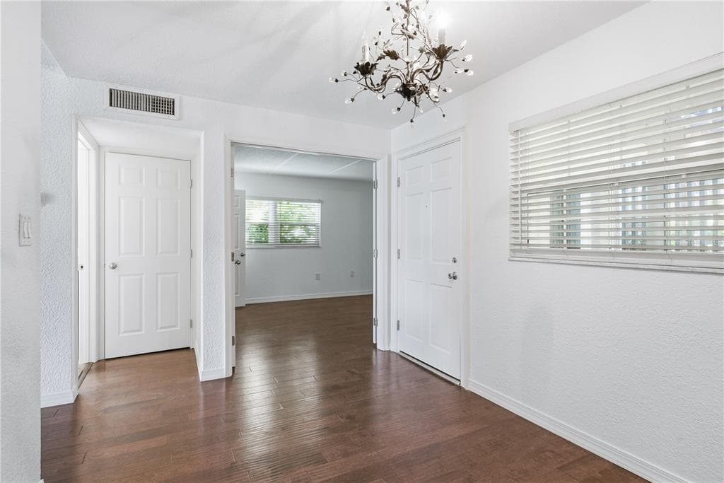 821 DELEON COURT 109 photo 8