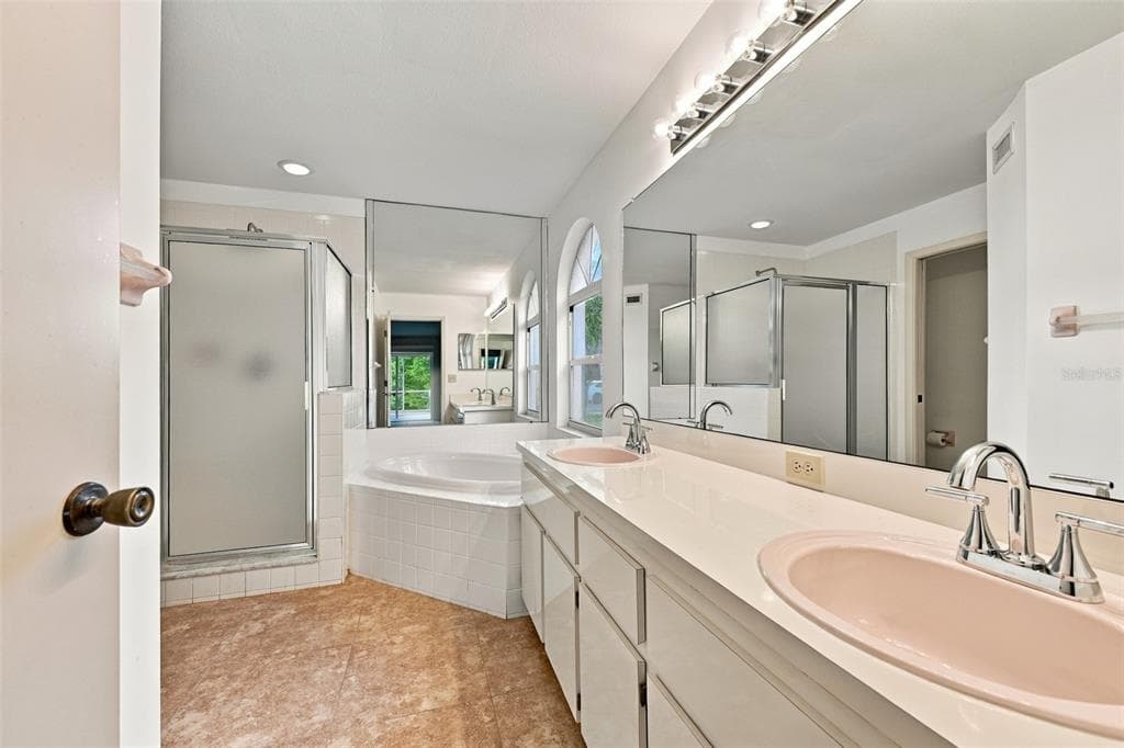 11109 CLAYRIDGE DRIVE photo 13