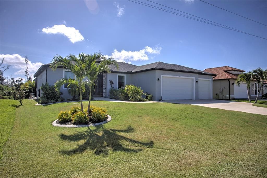 8380 TECUMSEH CIRCLE photo 2