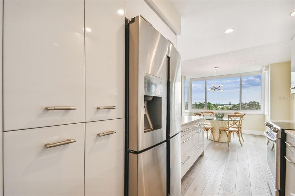 644 ISLAND WAY 505 photo 23
