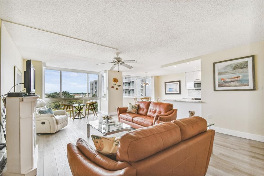 644 ISLAND WAY 505 photo 10