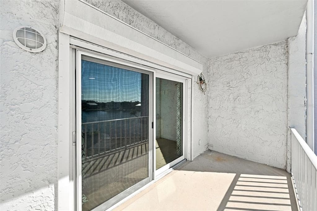 285 107TH AVENUE 407 photo 23