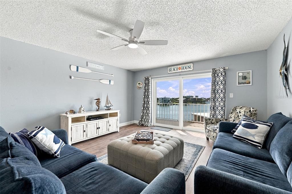 285 107TH AVENUE 407 photo 6