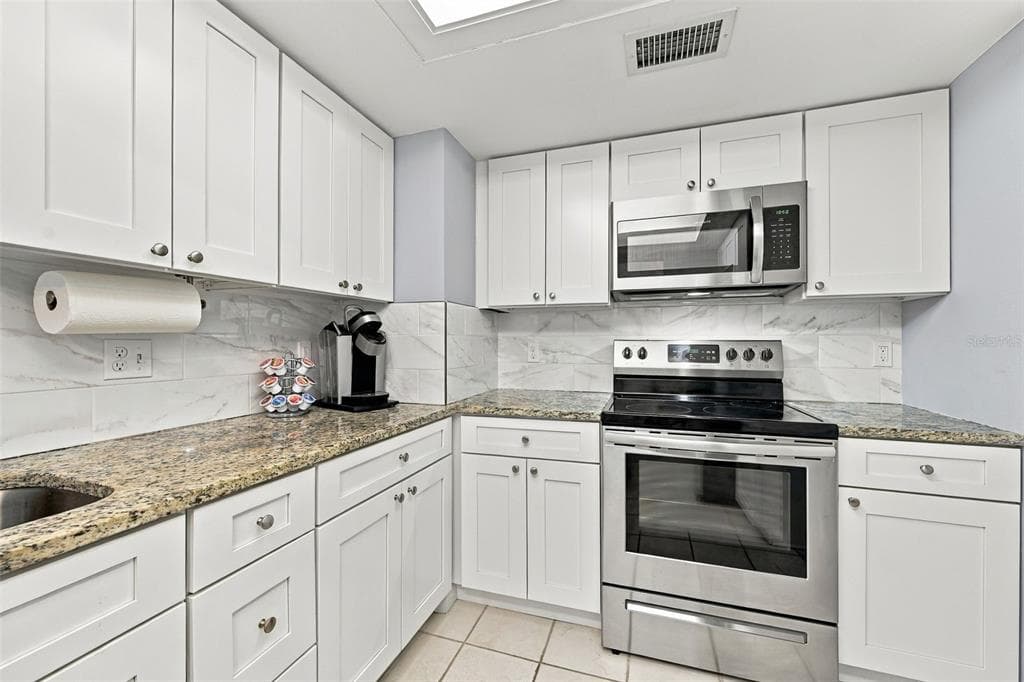285 107TH AVENUE 407 photo 12