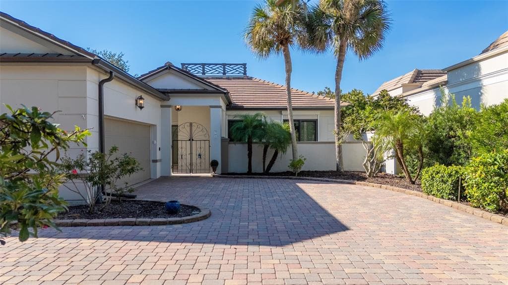 71 CAYMAN ISLES BOULEVARD photo 6