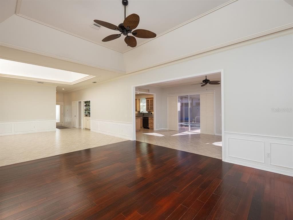71 CAYMAN ISLES BOULEVARD photo 17