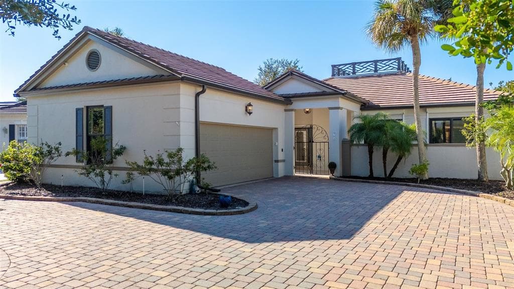71 CAYMAN ISLES BOULEVARD photo 1