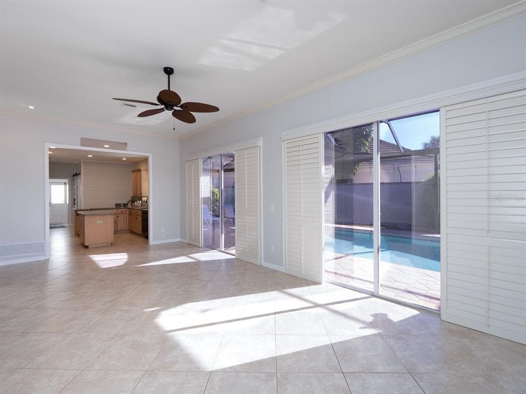 71 CAYMAN ISLES BOULEVARD photo 21