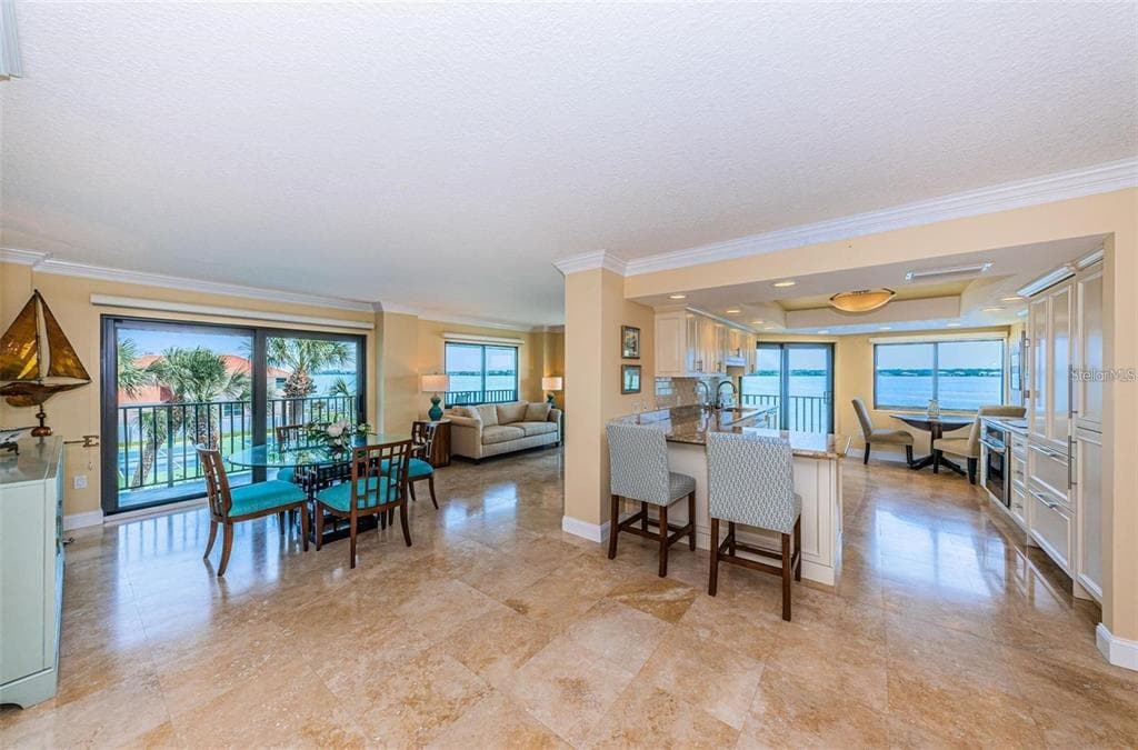 240 SAND KEY ESTATES DRIVE 222 photo 3