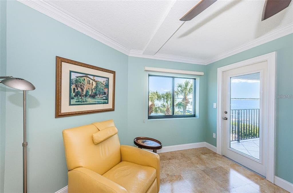 240 SAND KEY ESTATES DRIVE 222 photo 15