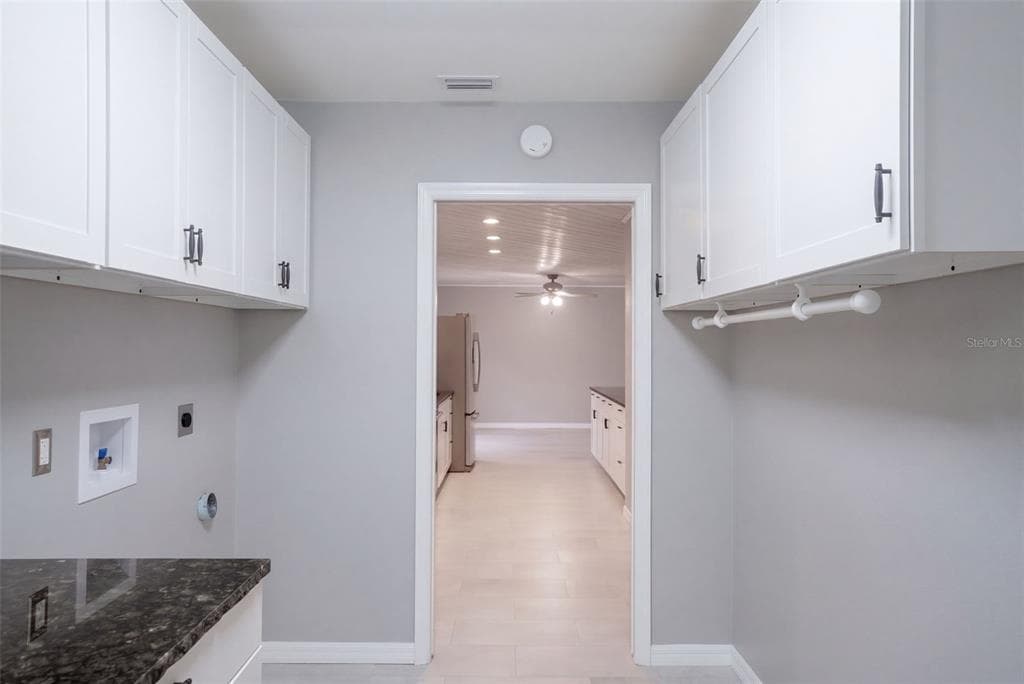 603 N HAWLEY STREET photo 14