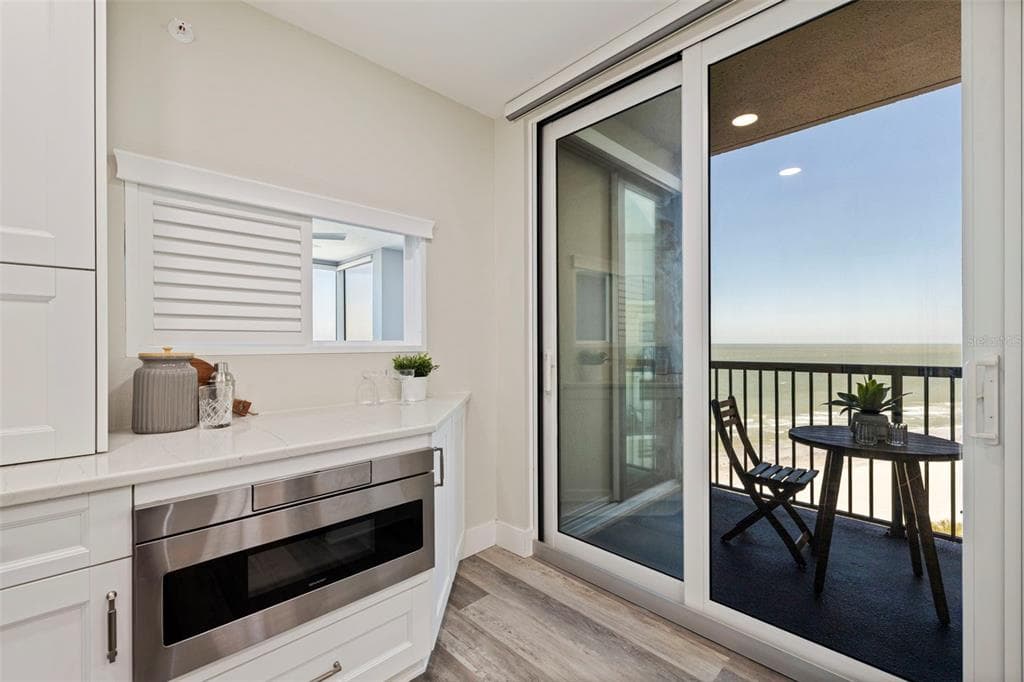 1600 GULF BOULEVARD 1112 photo 16