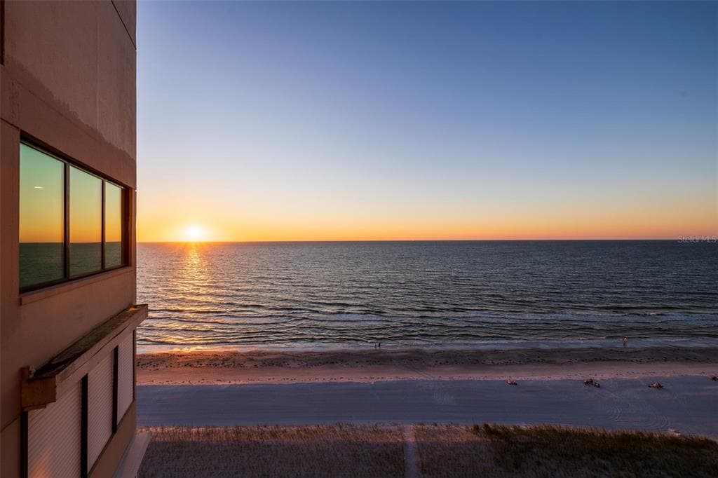 1600 GULF BOULEVARD 1112 photo 4