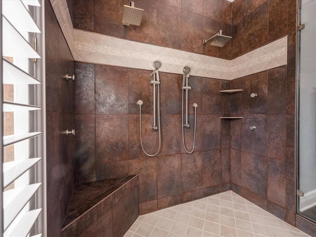 10 WINDRUSH COURT photo 16
