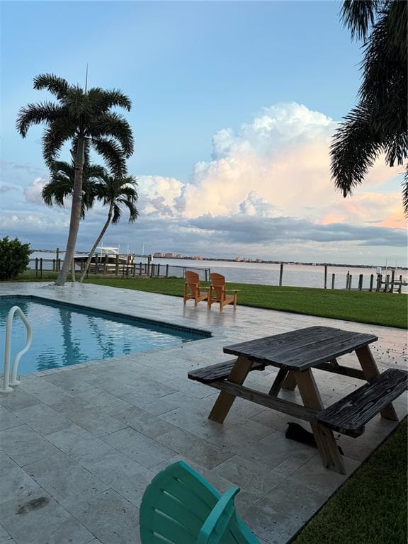 264 BAYSHORE DRIVE photo 3