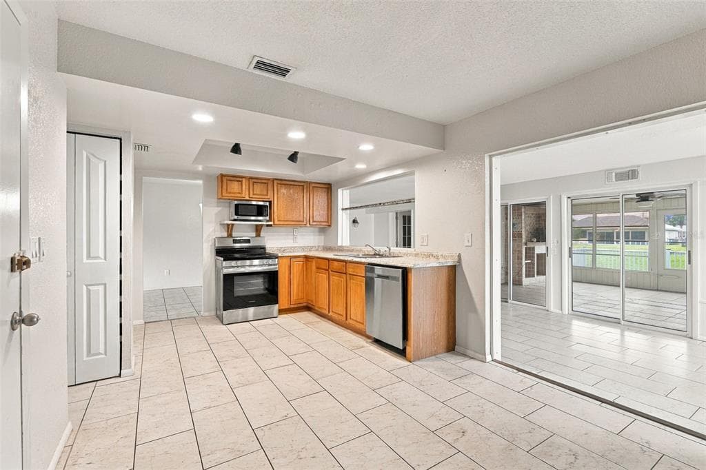 6457 OTIS ROAD photo 11