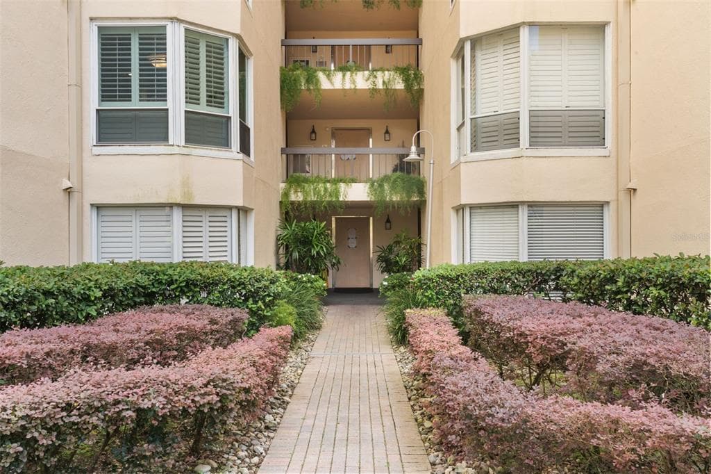 206 QUAYSIDE CIR #203 3