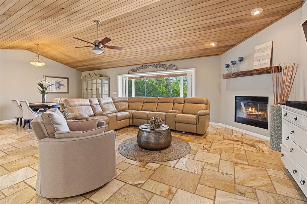 6604 BLACKFIN WAY photo 12