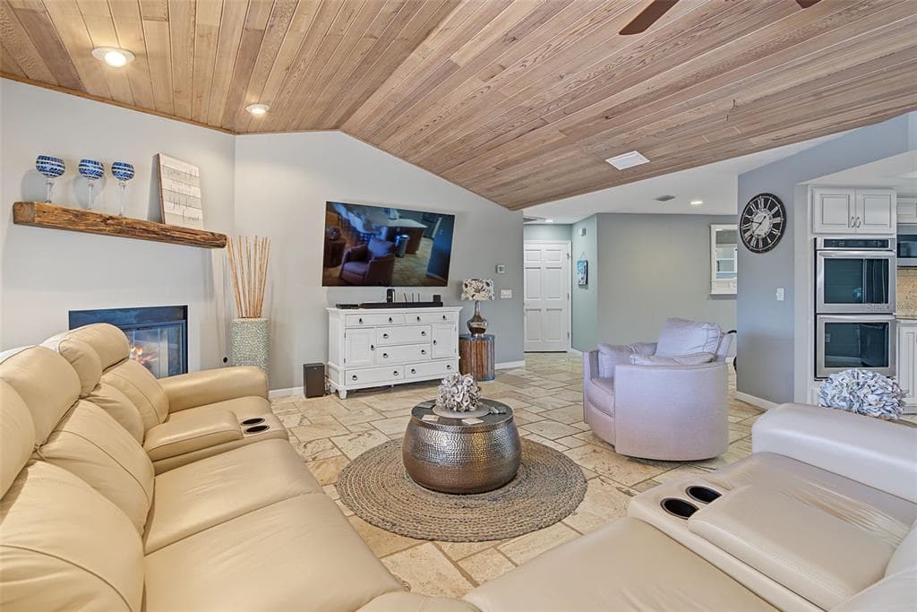 6604 BLACKFIN WAY photo 11