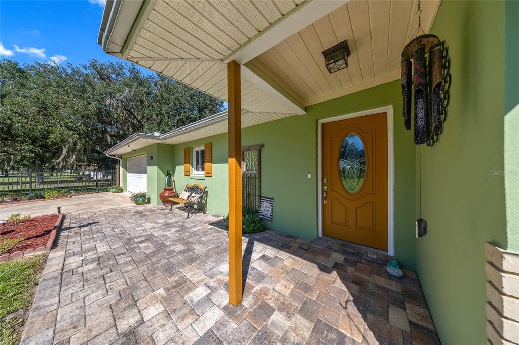 5911 W RIVERBEND ROAD photo 9