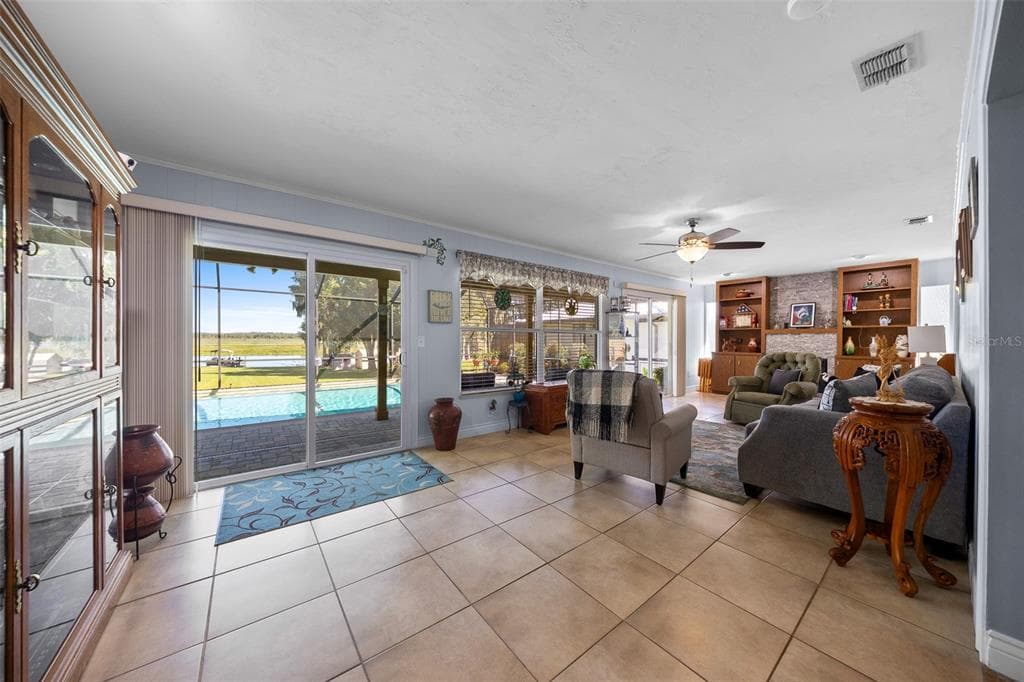 5911 W RIVERBEND ROAD photo 24
