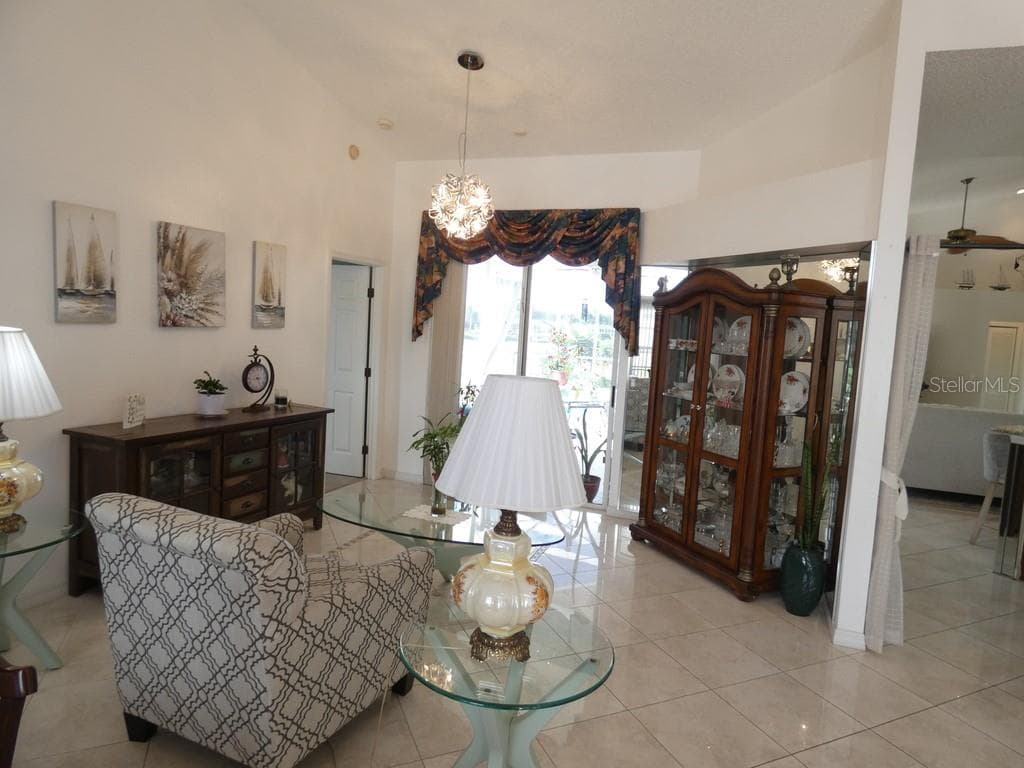 7655 VIENNA LANE photo 16