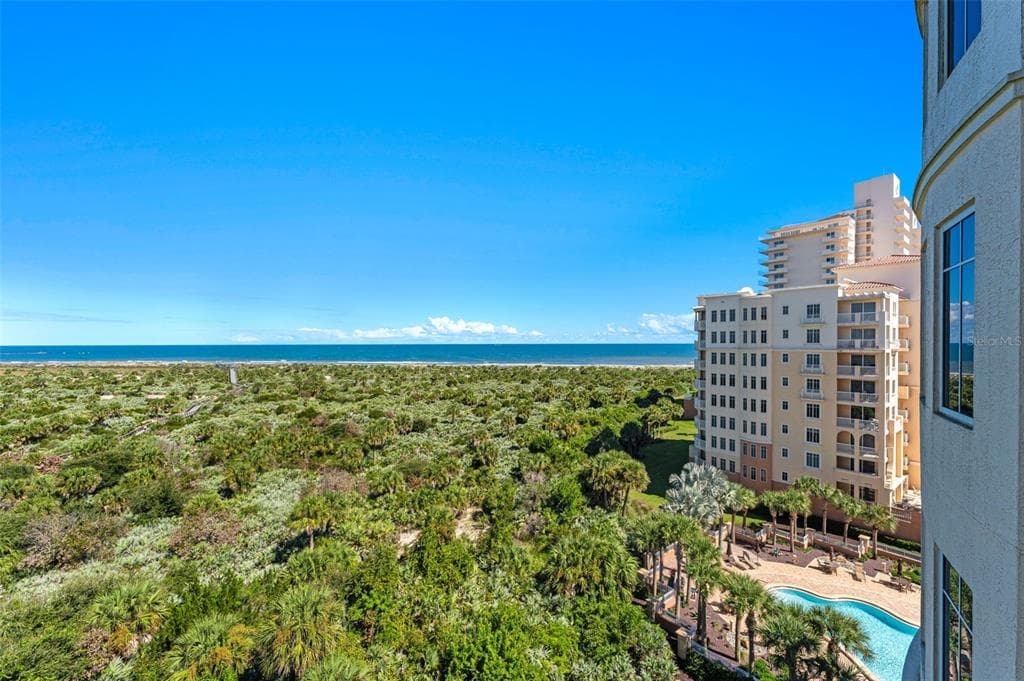 261 MINORCA BEACH WAY 804 photo 19