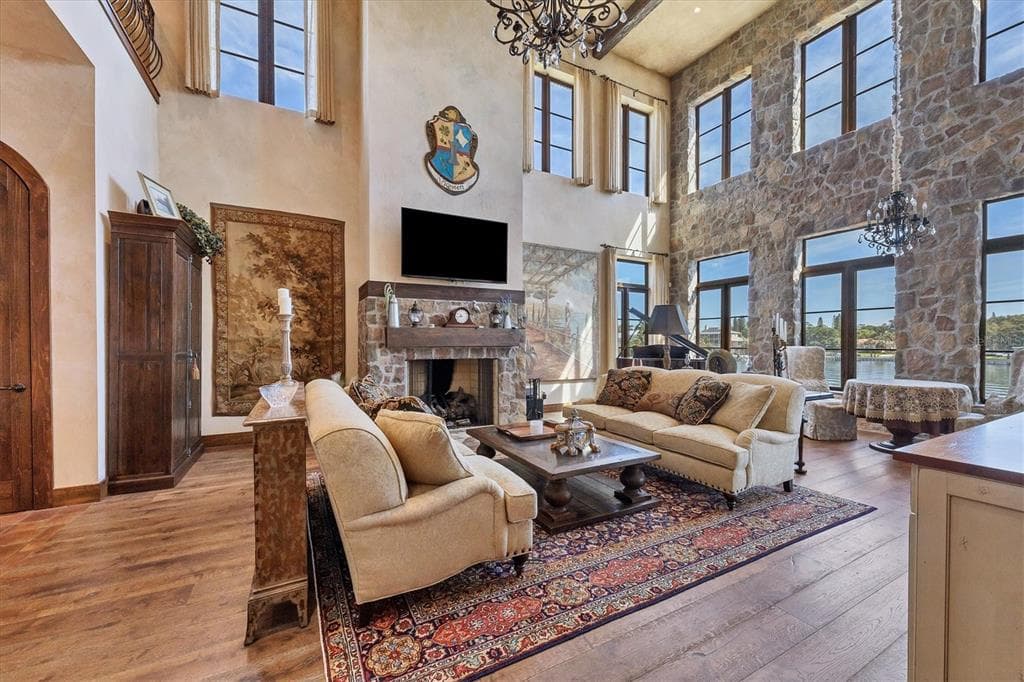 315 S SHORE DRIVE photo 13