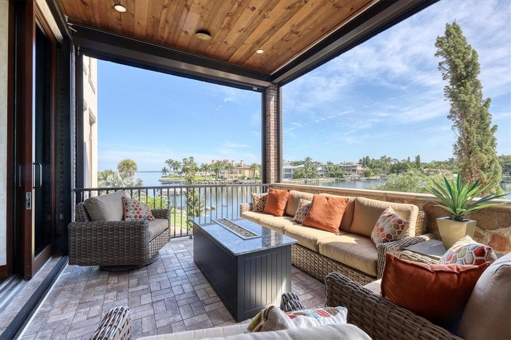 315 S SHORE DRIVE photo 21