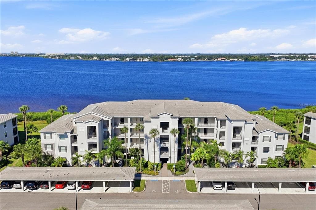 1020 TIDEWATER SHORES LOOP 104 photo 2