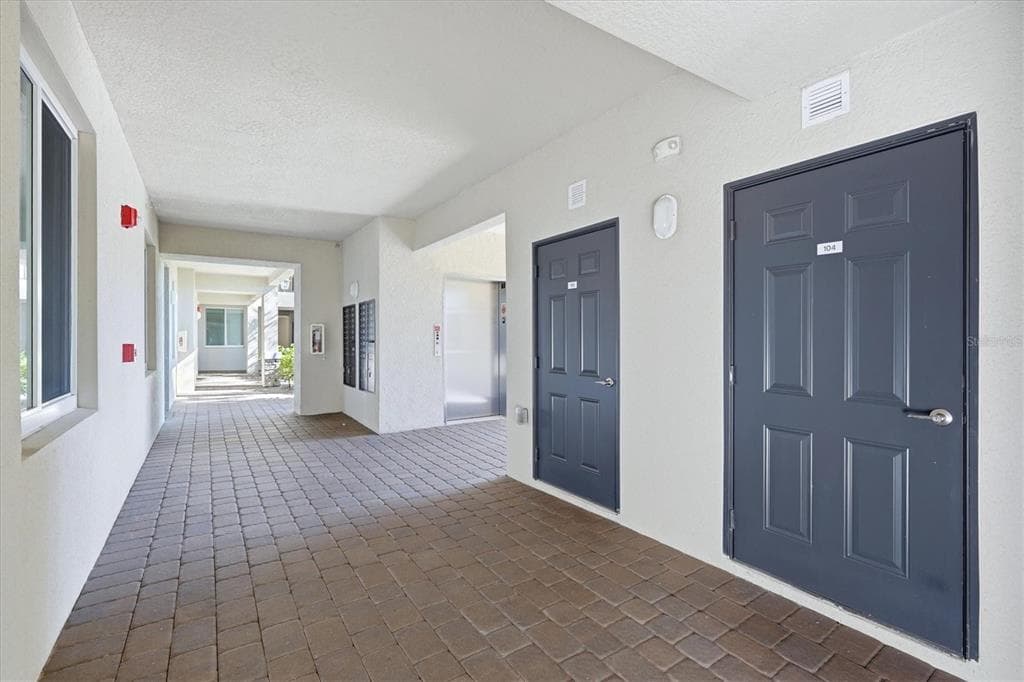 1020 TIDEWATER SHORES LOOP 104 photo 6