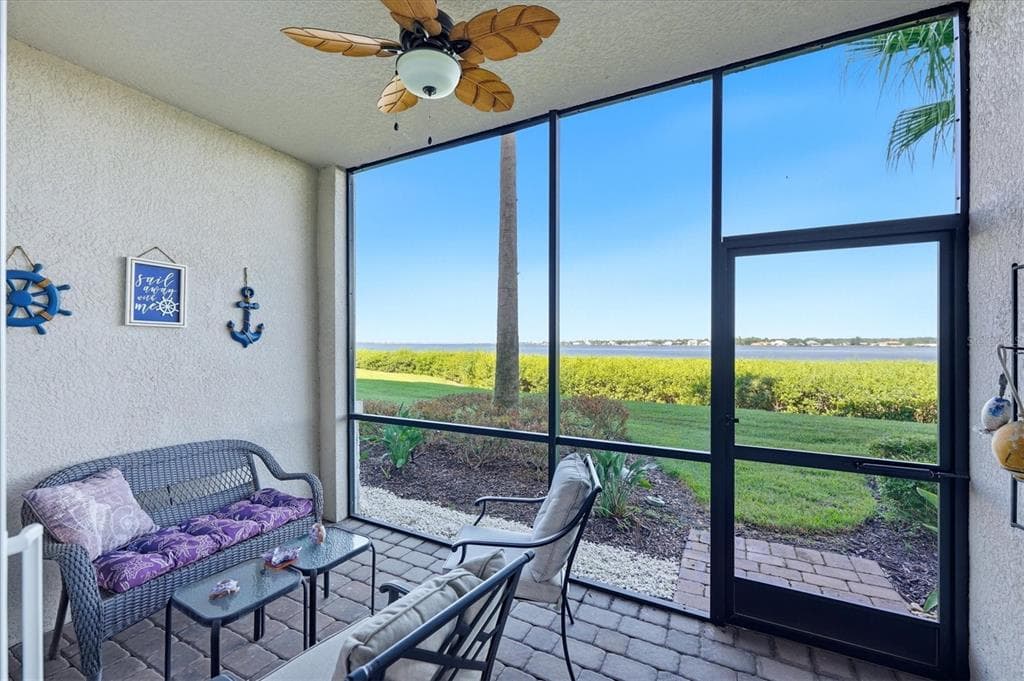 1020 TIDEWATER SHORES LOOP 104 photo 22