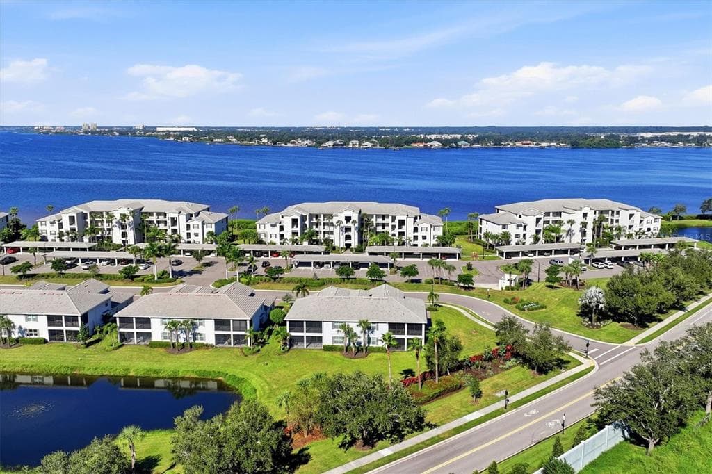 1020 TIDEWATER SHORES LOOP 104 photo 1