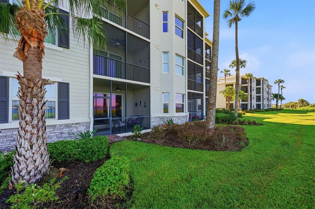 1020 TIDEWATER SHORES LOOP 104 photo 24