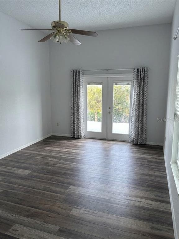 3090 PHOENIX AVENUE photo 20