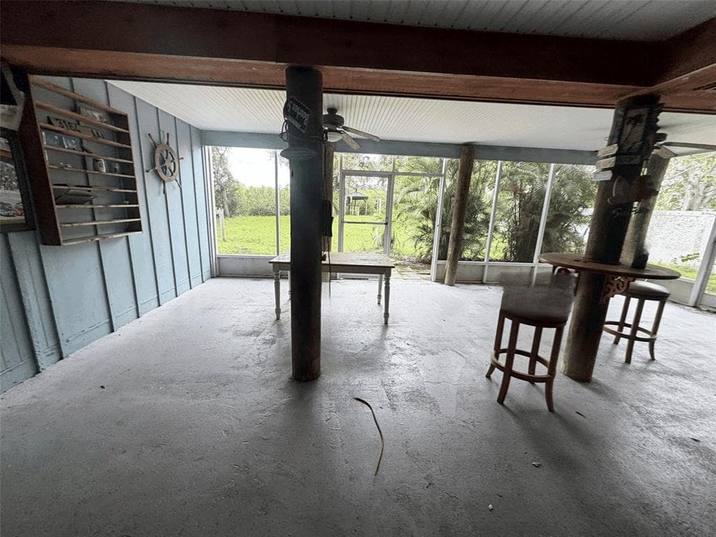 3090 PHOENIX AVENUE photo 25
