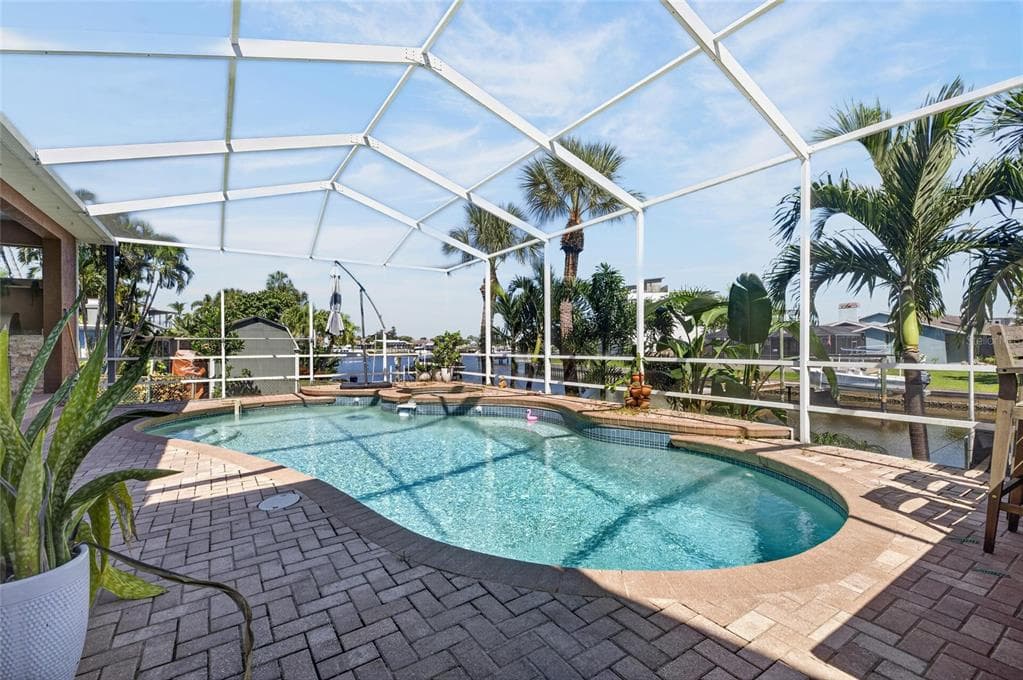 761 KINGSTON COURT 3