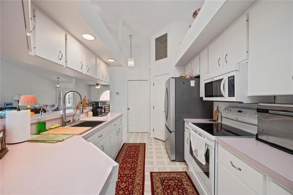 1468 KITTIWAKE DRIVE photo 20