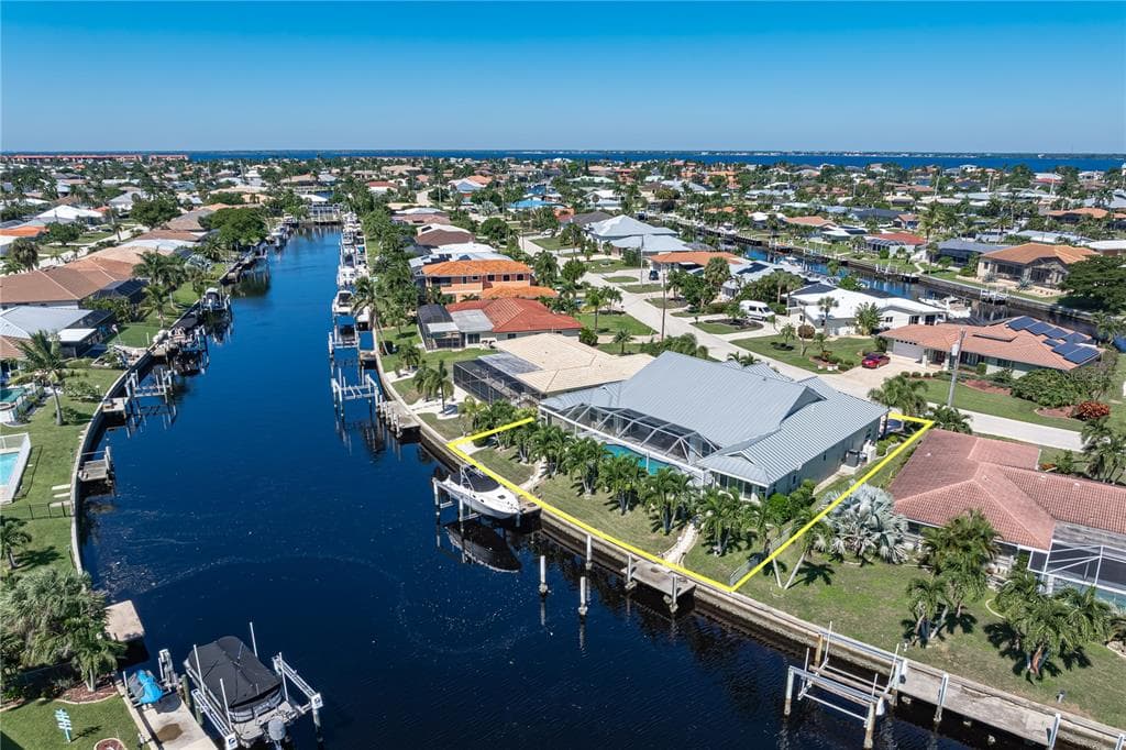 401 SORRENTO COURT photo 12