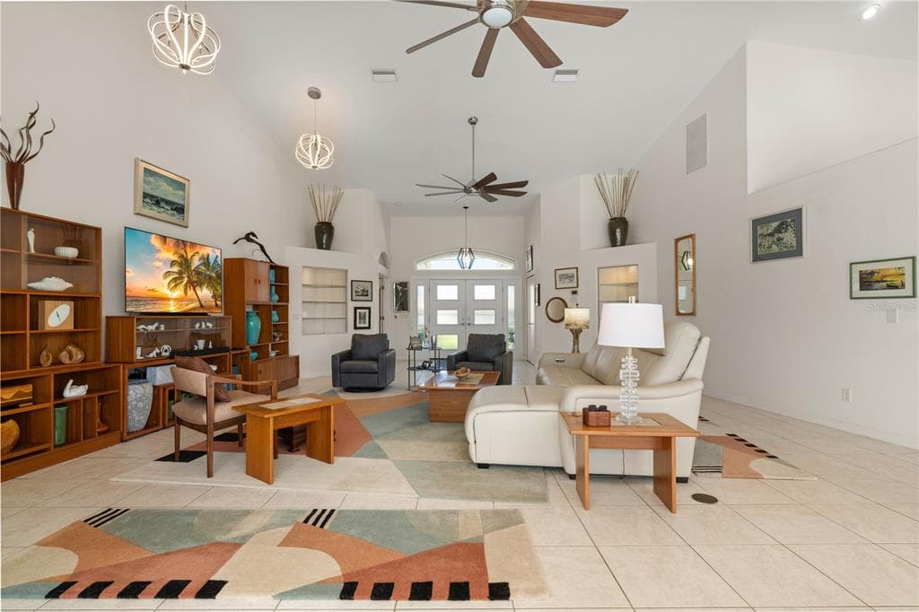 401 SORRENTO COURT photo 24