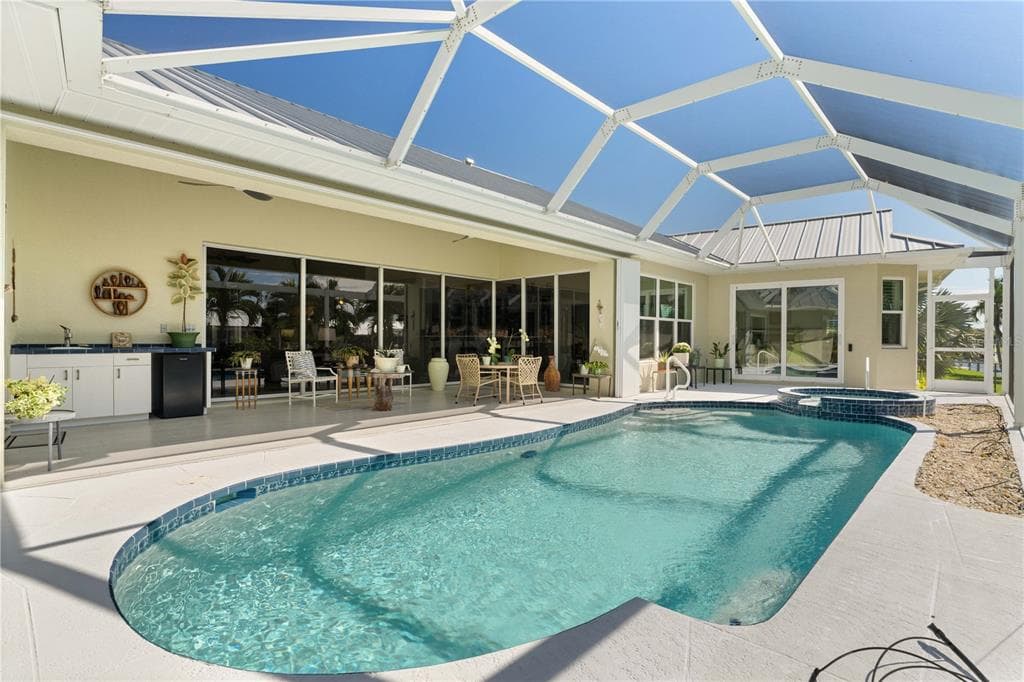 401 SORRENTO COURT photo 11