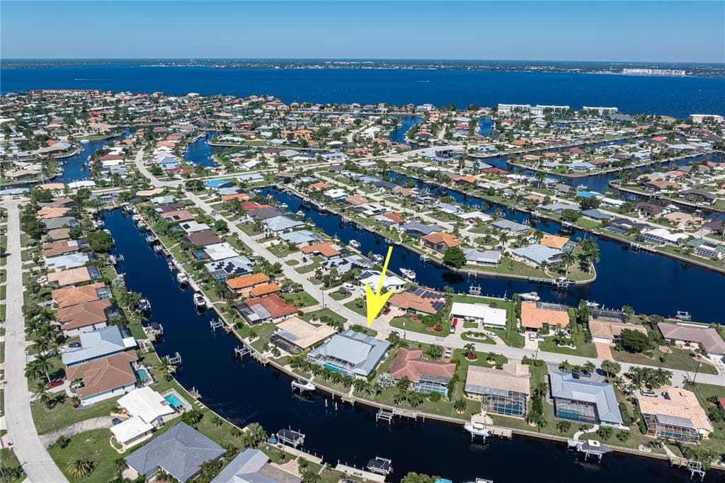 401 SORRENTO COURT 4